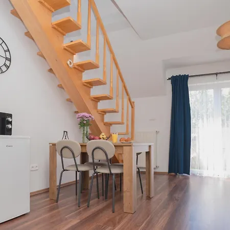 Appartement Captain's Quarters - With Terrace And Parking Near Balaton Keszthely